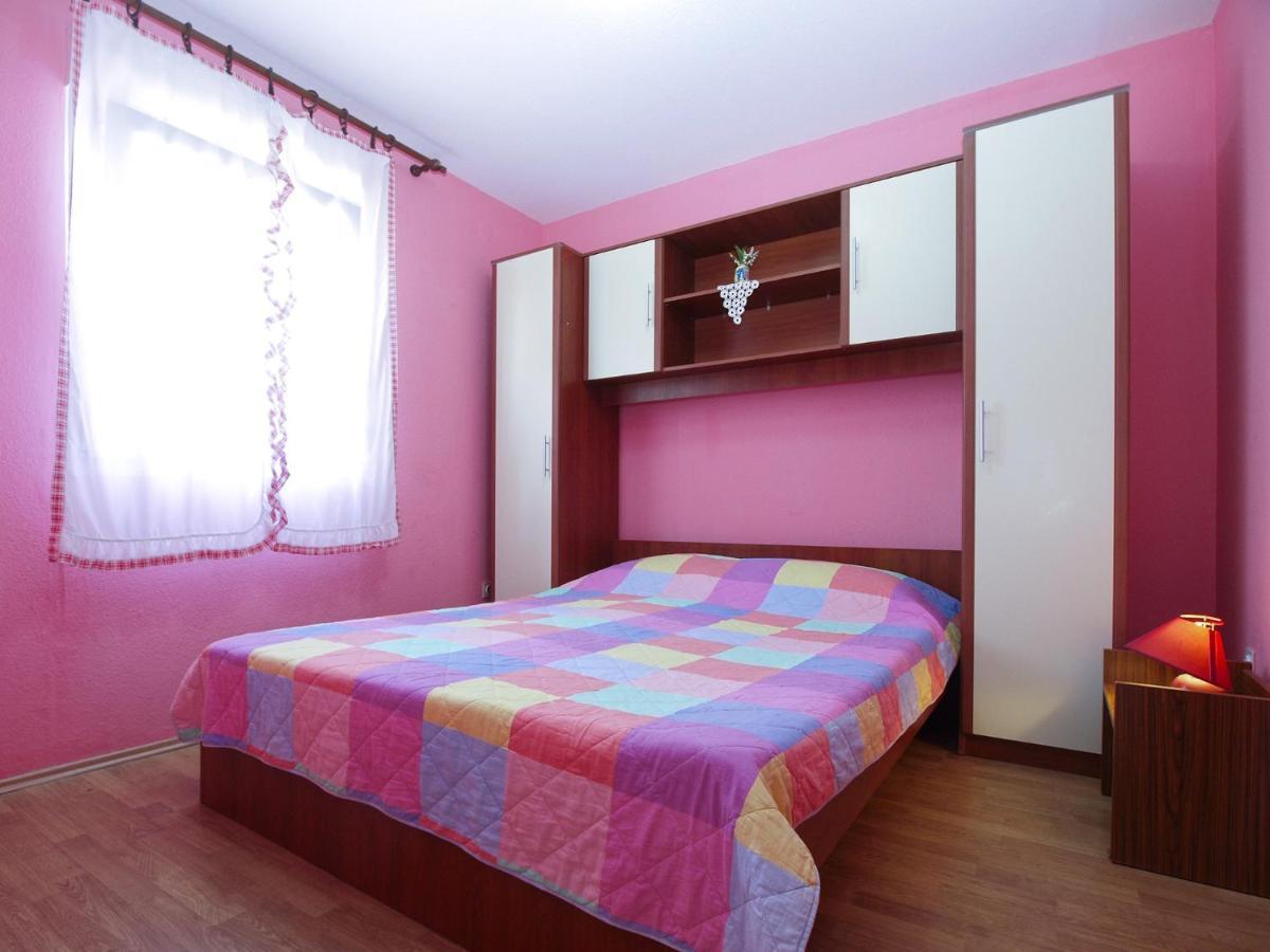 Apartment Nikica 782 พูลา ภายนอก รูปภาพ