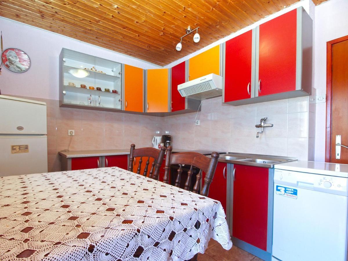 Apartment Nikica 782 พูลา ภายนอก รูปภาพ