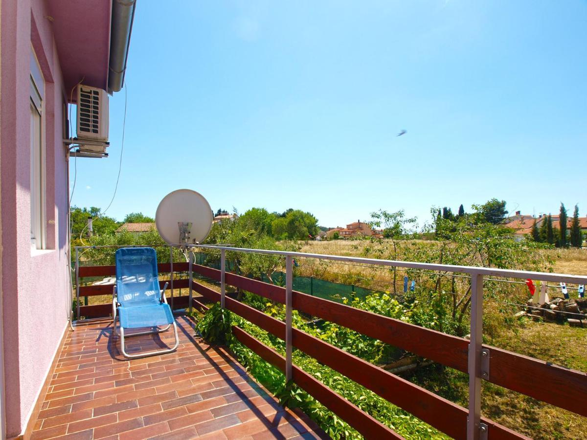Apartment Nikica 782 พูลา ภายนอก รูปภาพ
